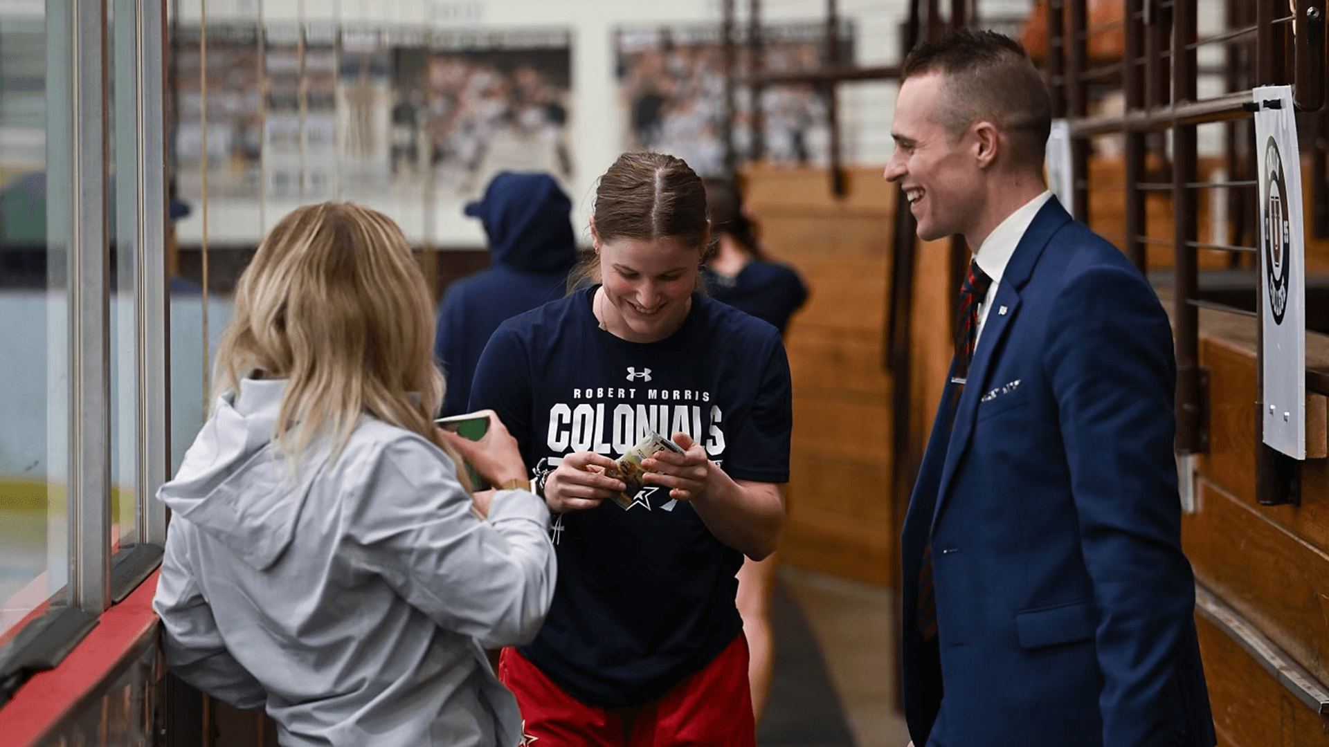 Robert Morris University Women's Ice Hockey